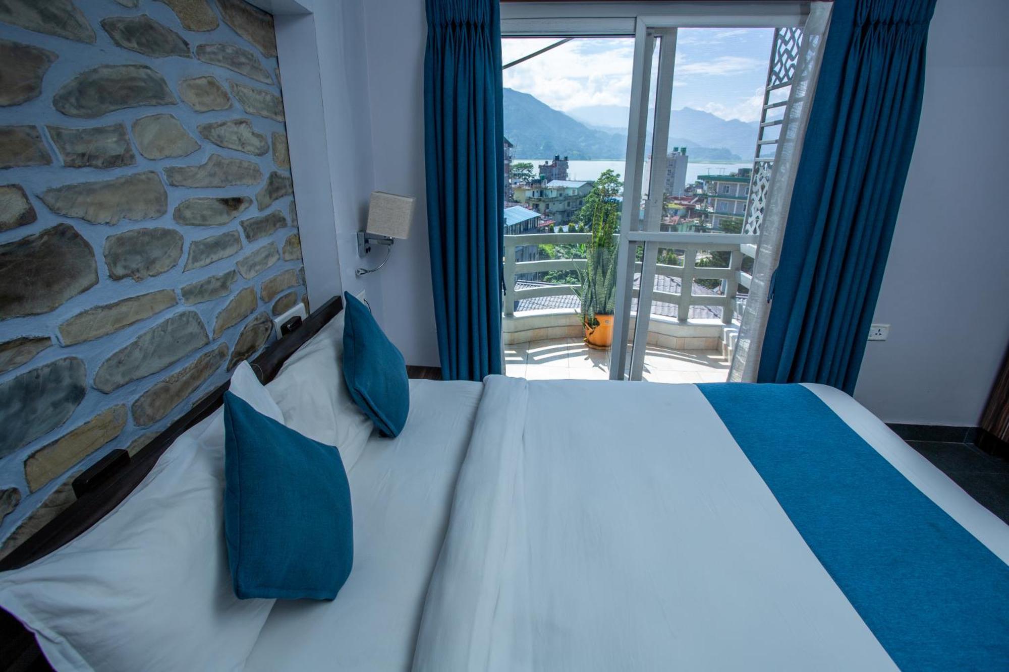 Chautari Boutique Hotel Pokhara Exteriör bild